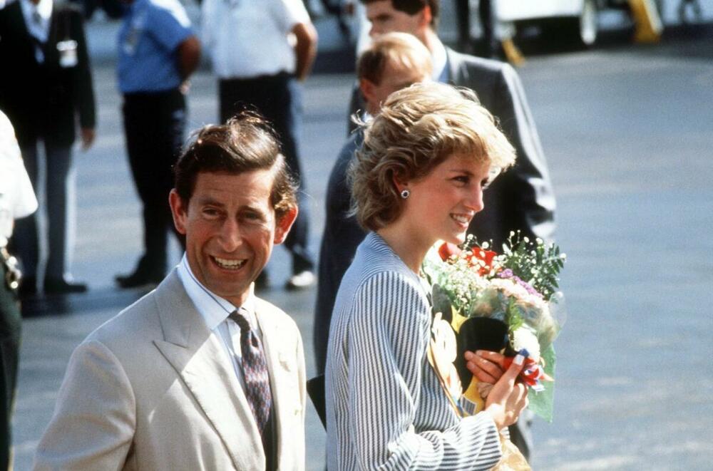 Ledi Dajana se trudna bacila niz stepenice