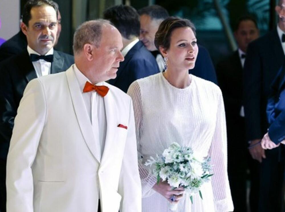 Princeza Šarlin i princ Albert od Monaka na 74. gala večeri Crvenog Krsta u Monaku