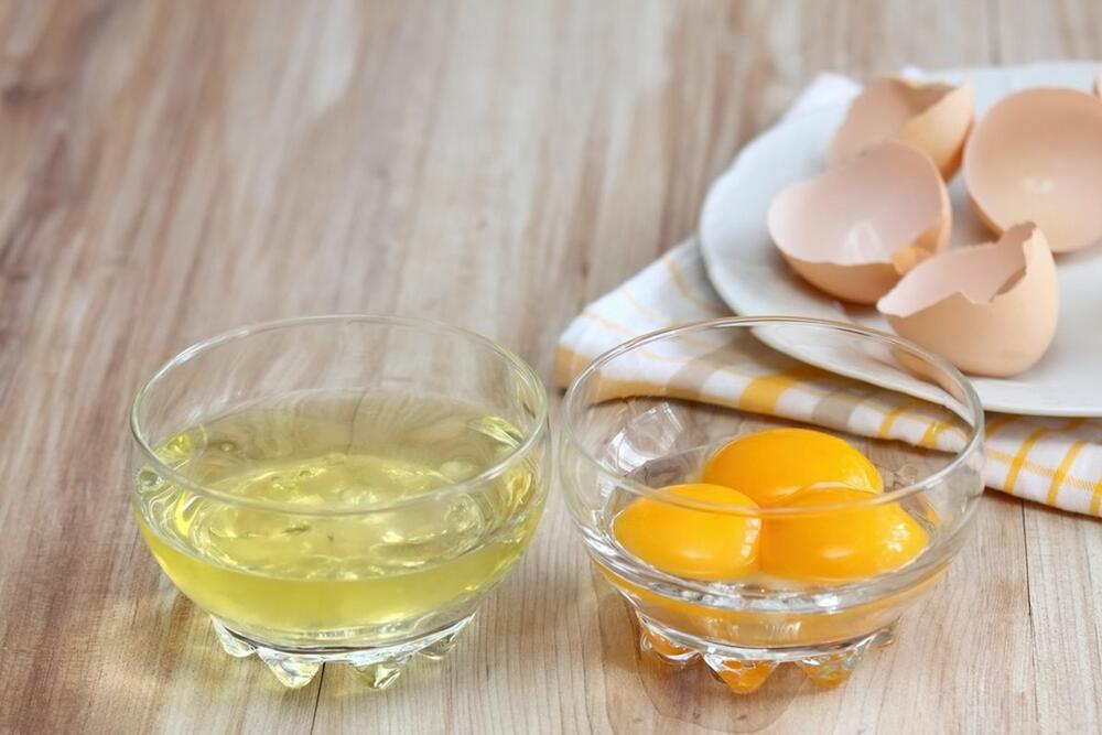 Jaja su ok bezbedna za upotrebu i ako imaju tragove krvi u sebi 