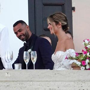 Bajkovito venčanje u Italiji & venčanica koja oduzima dah: 9 godina i dvoje dece kasnije - par izgovorio sudbonosno "DA"