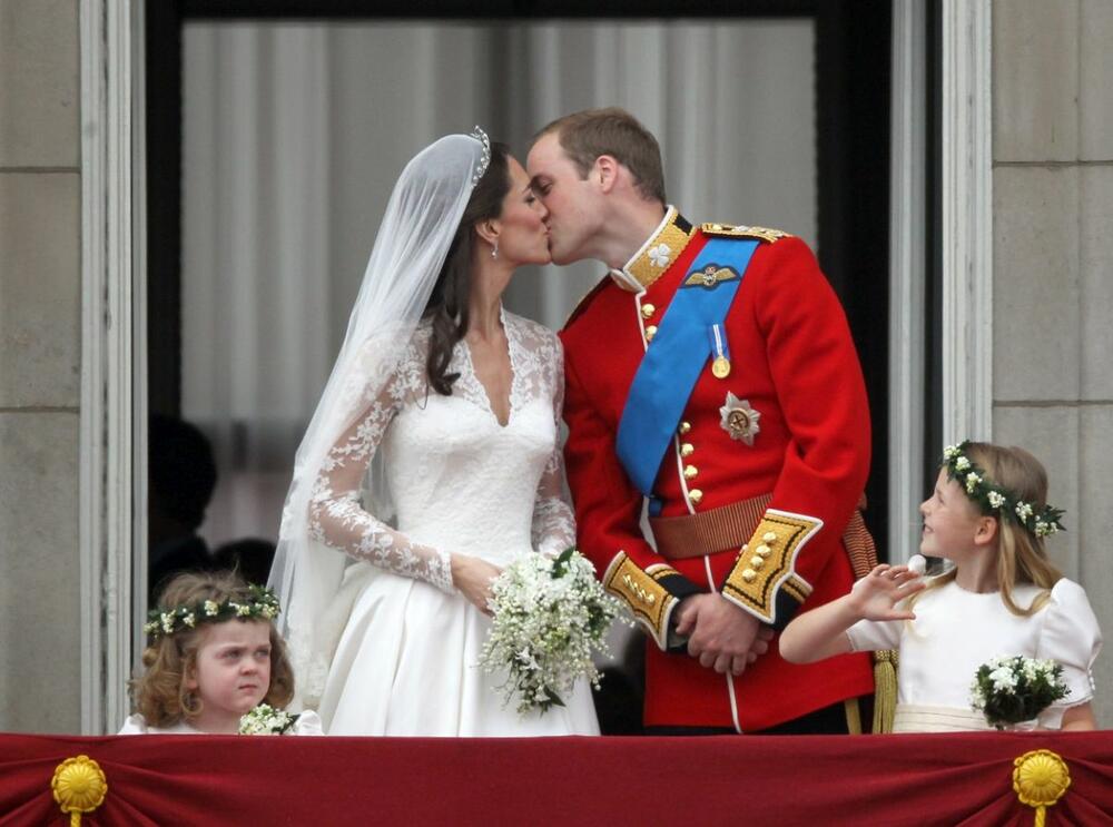 Kejt Midlton i princ Vilijam na svom venčanju 2011. godine
