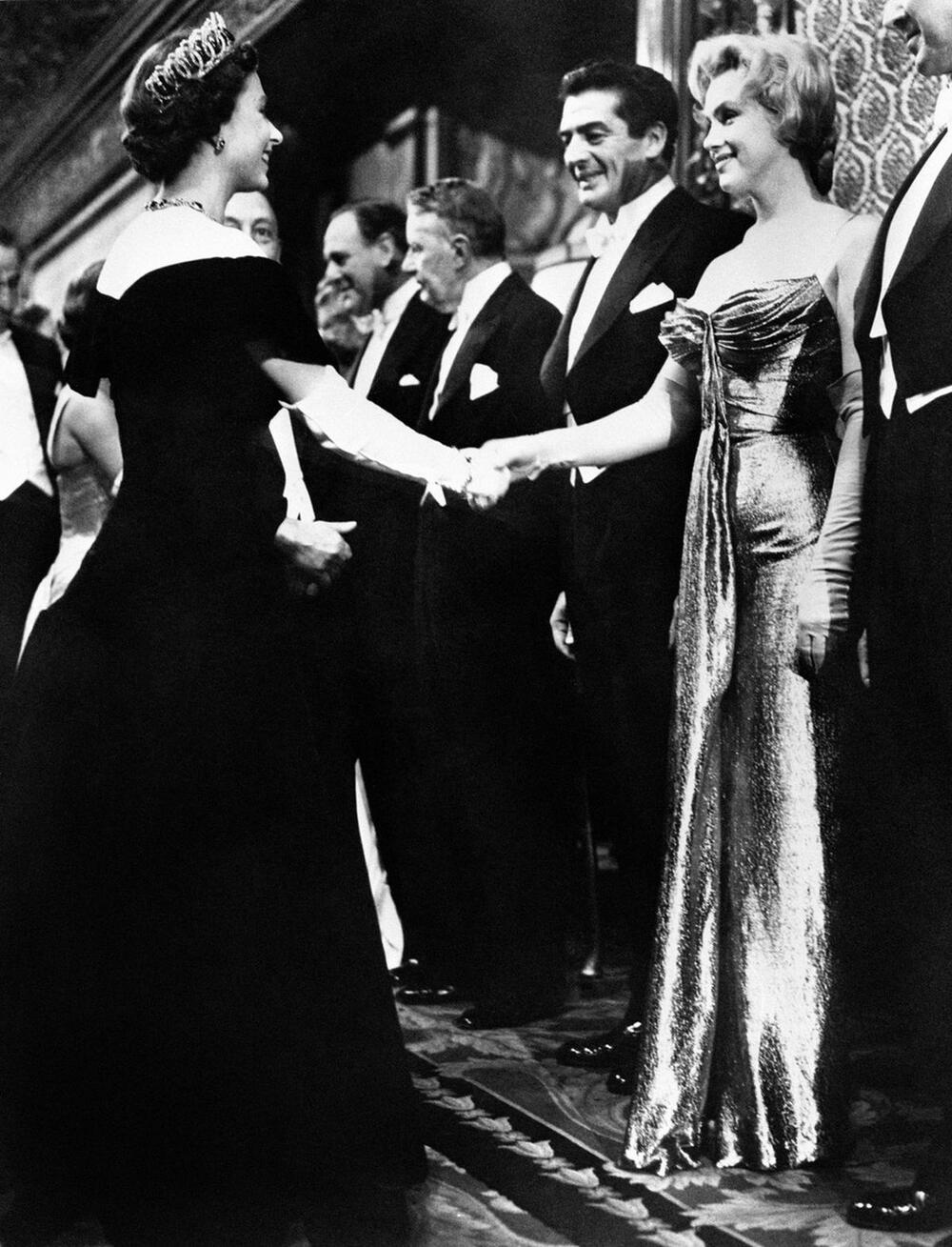 Susret kraljice elizabete ii i merilin monro 1956. godine