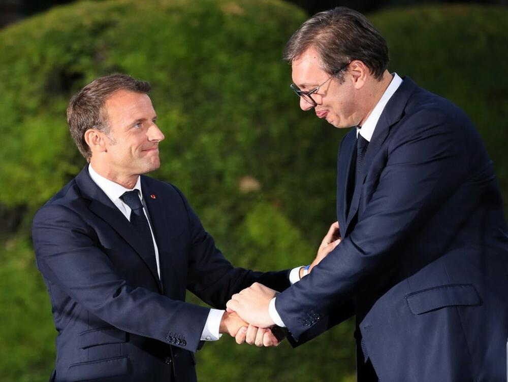 susret predsednika srbije aleksandra vučića s predsednikom francuske emanuelom makronom