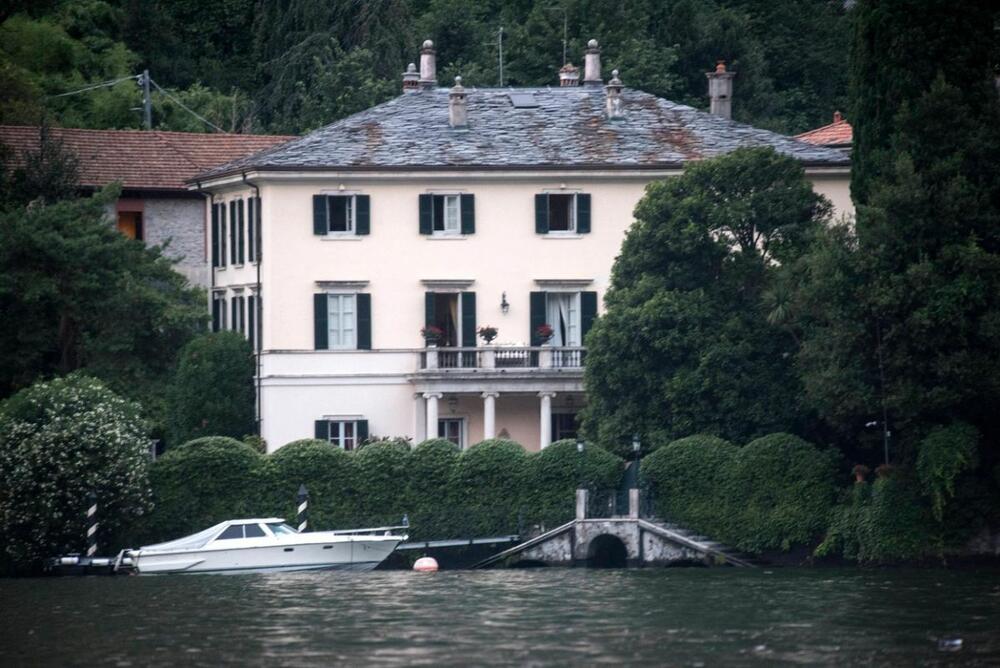 <p>Džordž Kluni godinama je rado provodio odmore u svojoj vili Oleandra, ali sada je rešio da proda sve luksuzno imanje</p>