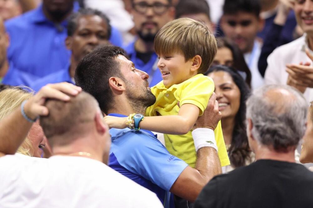 <p>Novak Đoković pobedio je Danila Medvedeva u finalu US Opena, a porodica ga je sve vreme bodrila iz lože</p>