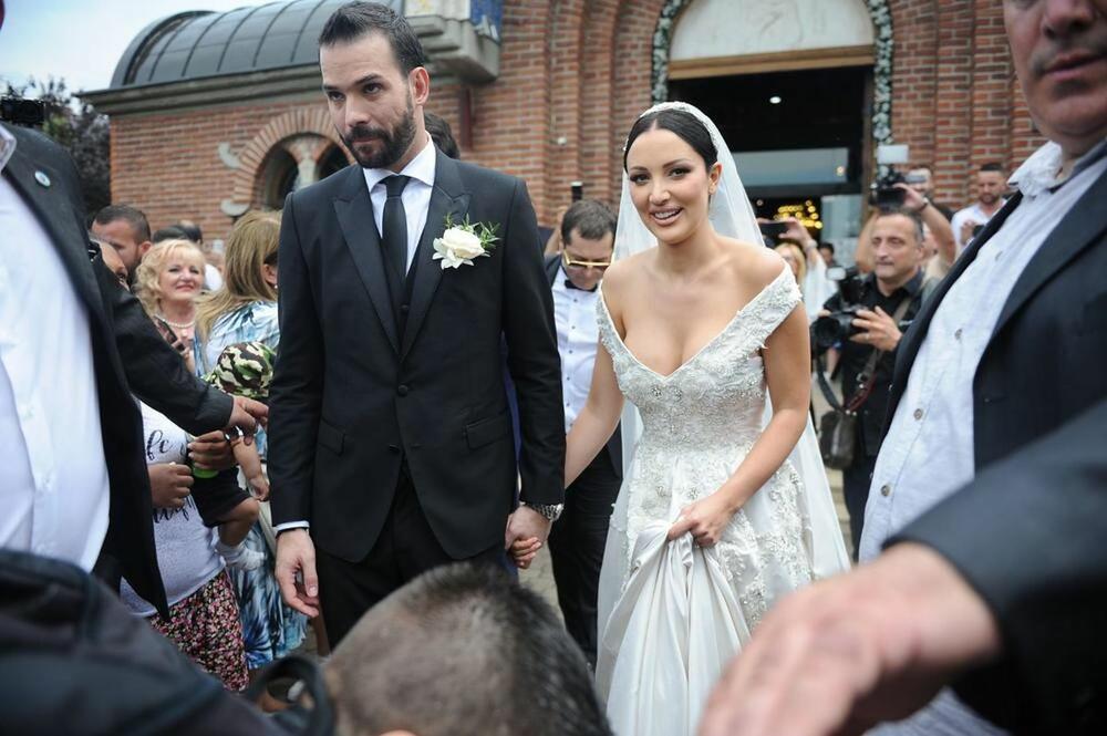 Filip Živojinović je pre braka sa Aleksandrom Prijović bio u ozbiljnim vezama sa našom poznatom manekenkom i lepom glumicom 
