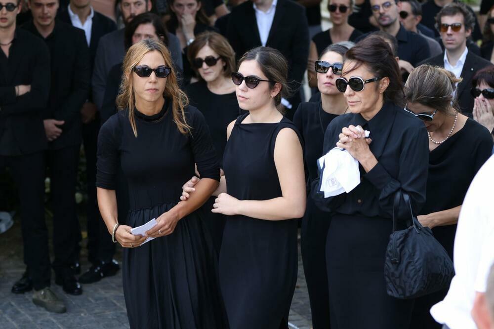 porodica jagoša markovića na njegovoj sahrani