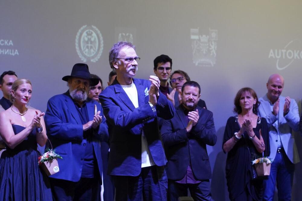 Žarko Laušević je dobio velike ovacije od kolega i publike na premijeri filma Heroji Halijarda 