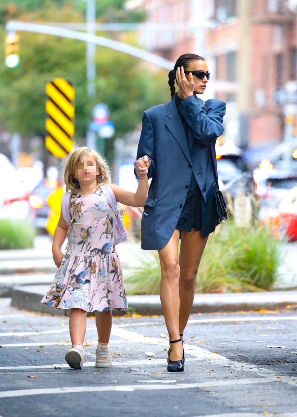 Irina Šajk sa ćerkom leom u Njujorku