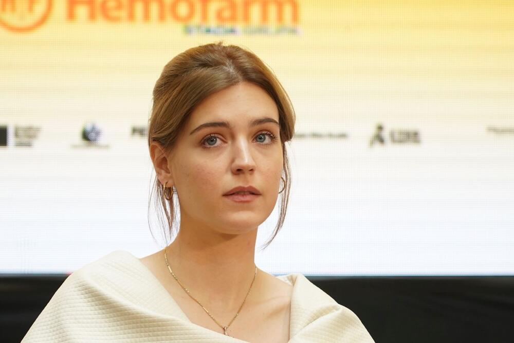 Moda za jesen glumice Alise Radaković