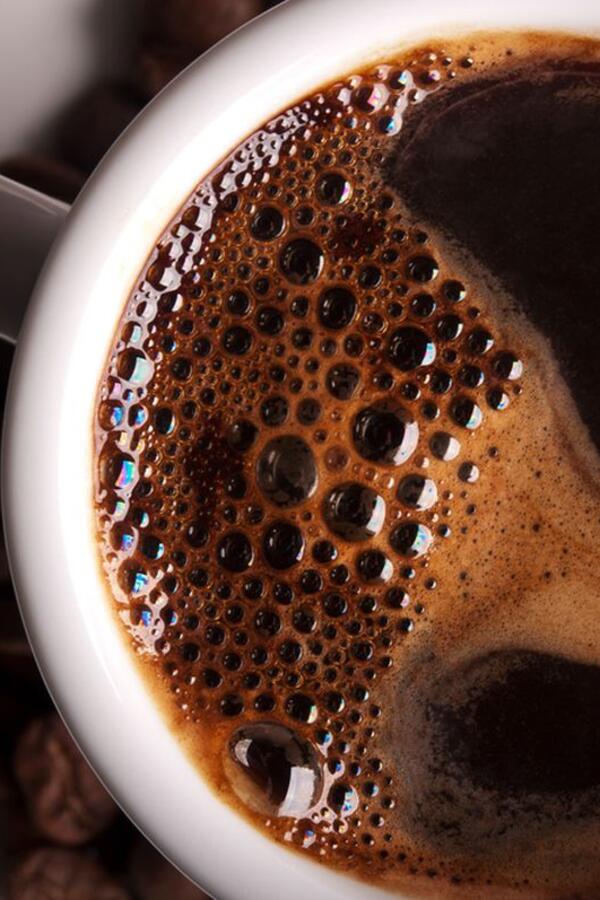 U koliko sati je najbolje popiti prvu kafu? Mnogi prave istu grešku i zato više odmogne nego što pomogne