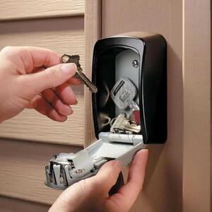 Bezbednost na prvom mestu: Osigurajte svoje ključeve uz pomoć ovog praktičnog sefa
