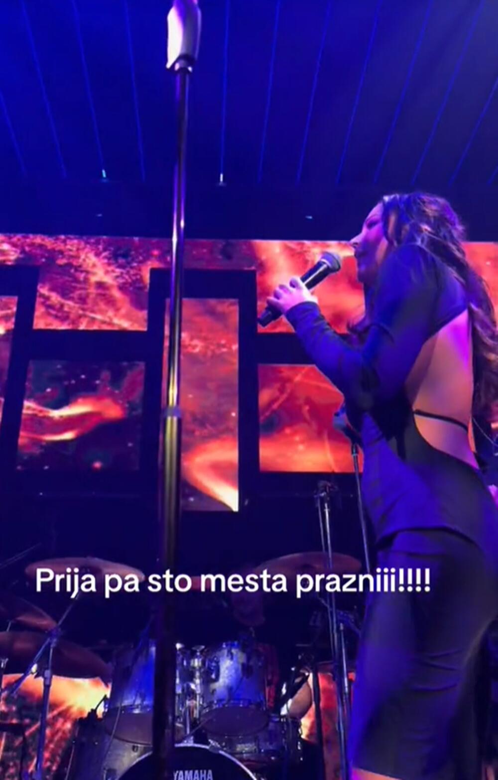 <p>Aleksandra Prijović je održala novi koncert u okviru svoje turneje "Od istoka do zapada", ovoga puta u Nemačkoj.</p>