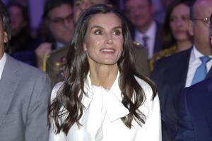 Iskoristila "privilegiju bele", pa učinila modni zaokret: Modno izdanje kraljice Leticije koje "bode oči" Špancima