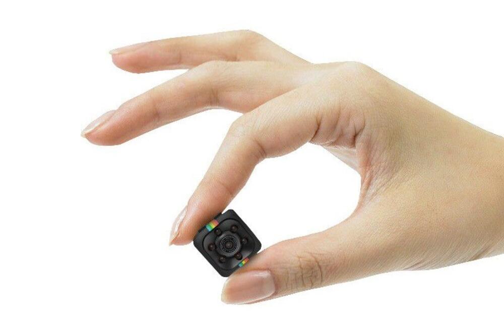 Praktična mini-kamera 