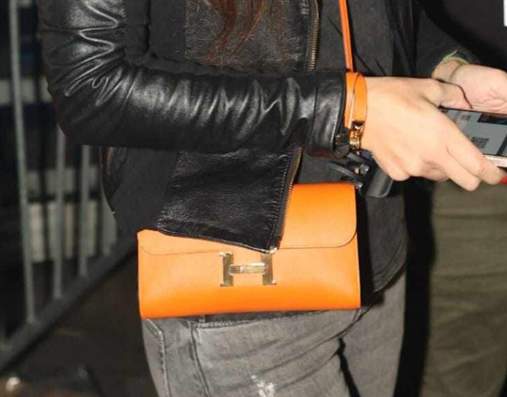 Narandžasta Hermès Constance torbica Ivane Korab