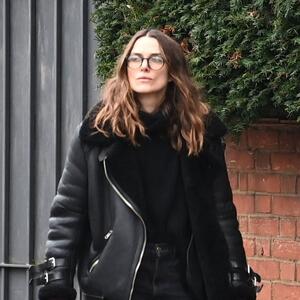 NEMA POPULARNIJE jakne na ulicama Beograda: Ovaj model ultimativni je hit ove zime, a rado je nosi i Kira Najtli