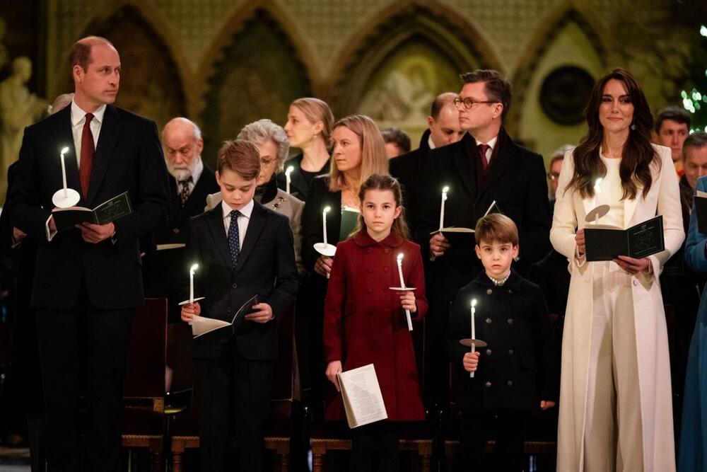 Kejt Midlton i Vilijam sa decom na predbožićnom koncertu u Vestminsterskoj opatiji
