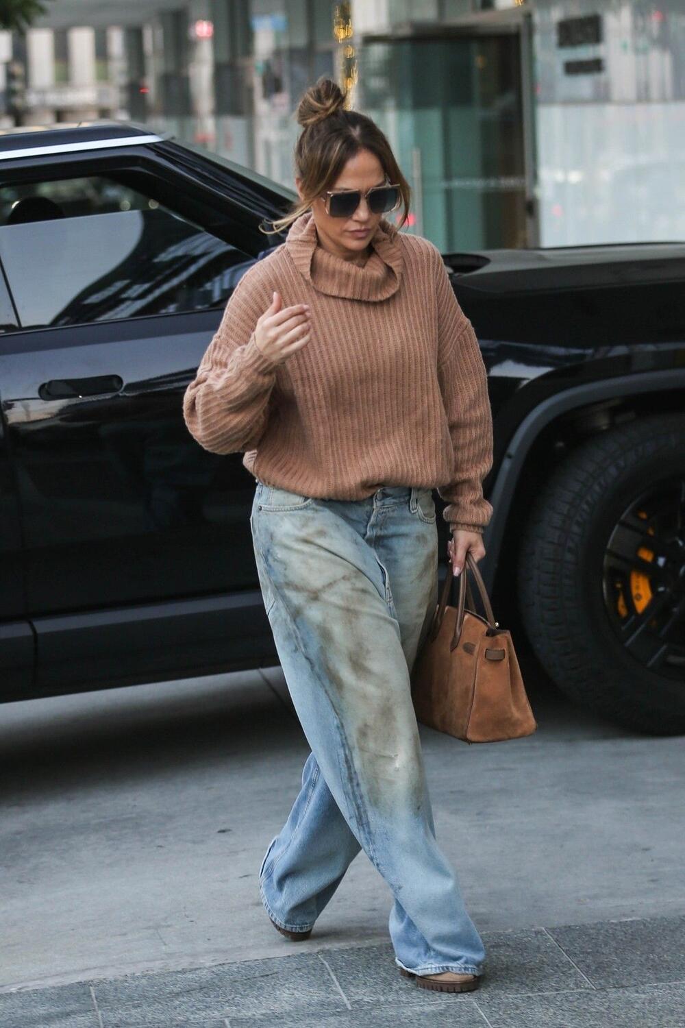 DŽEJ LO U NAJOMRAŽENIJIM FARMERKAMA SEZONE