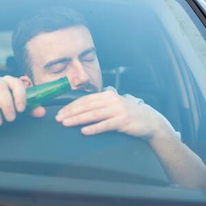 NE KONZUMIRAJTE ALKOHOL AKO VOZITE: Evo kako da provertie da li da sedate za volan!