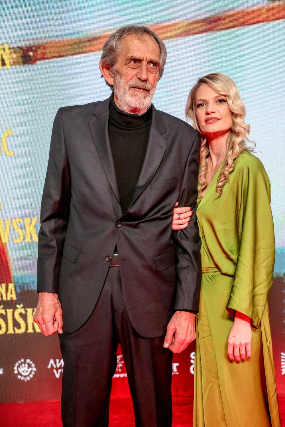 Momčilo Pićurić i glumica Dragana Dabović na premijeri filma "Živi i zdravi"