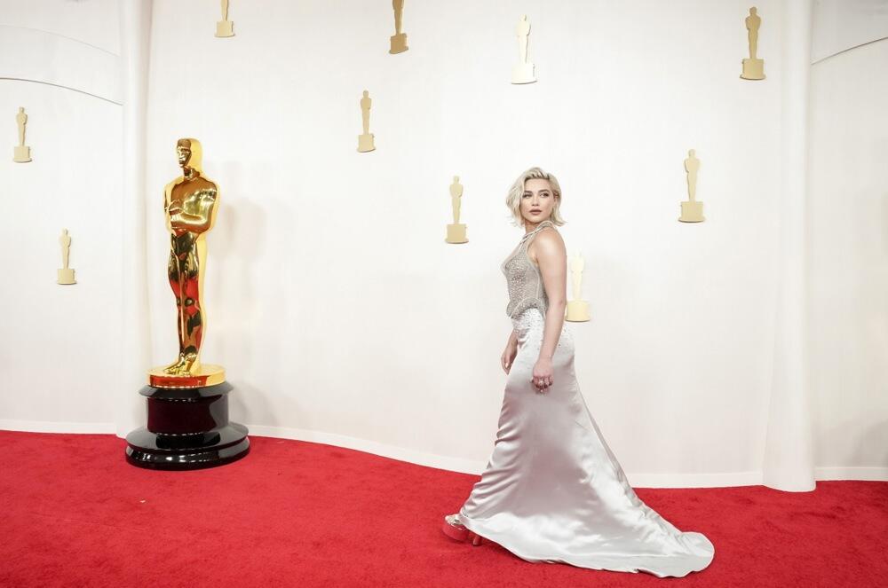 Mokra haljina Florens Pju na dodeli Oskara
