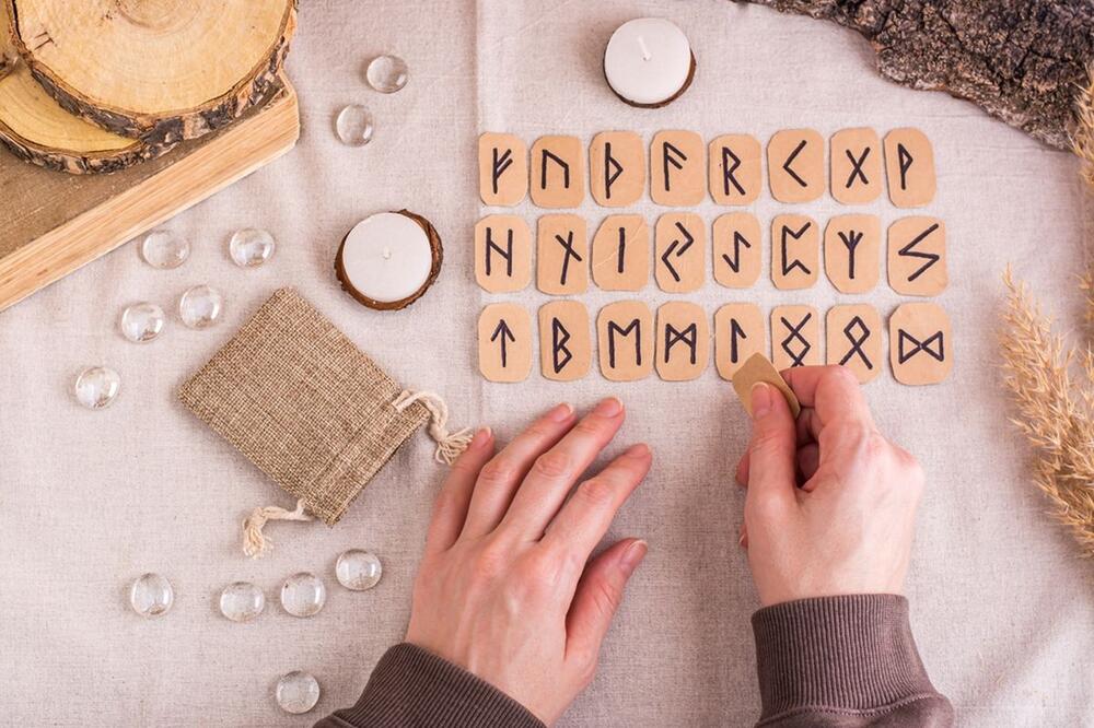Drevne rune se računaju prema datumu rođenja