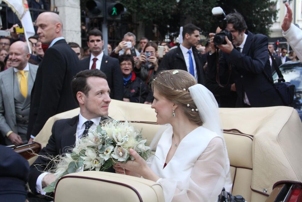 Princ Filip i princeza Danica Karađorđević na svom venčanju 2017. godine