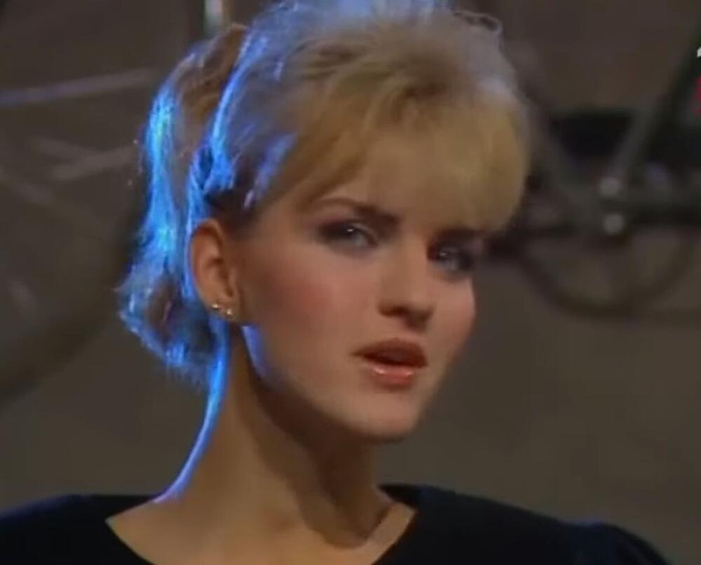 Sanja Doležal bila je jedna od omiljenih pevačica u Jugoslaviji