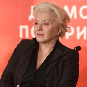 Ima 67 godina i stas za ponos: Mirjana Karanović je jednu grupu namirnica odavno izbacila iz ishrane