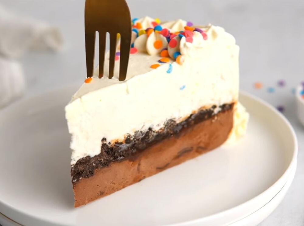 Dairy Queen je najpopularnija sladoled torta na svetu, s razlogom!