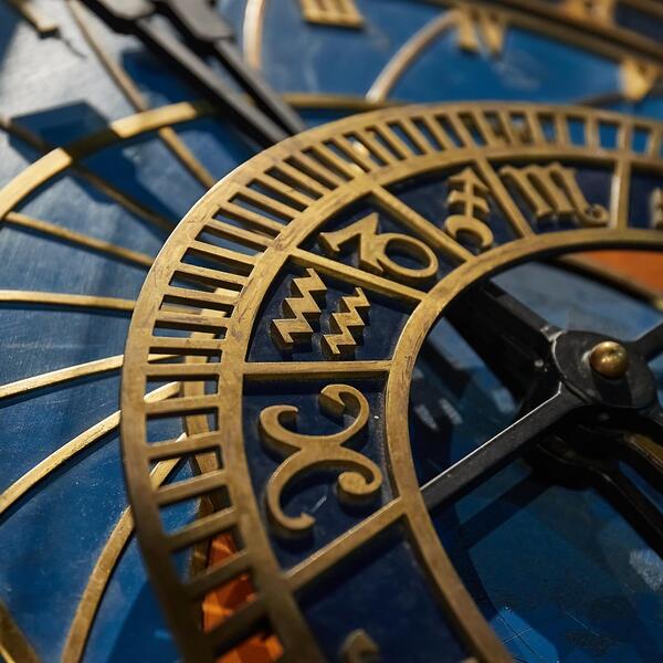 Dnevni horoskop za 19. decembar: Očekivali novac ili ne, Bikovima on stiže, a Vodolijama u poslu sve ide bez opterećenja