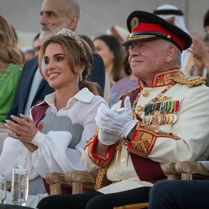 Bezvremenska elegancija i posle više od 20 godina: Kraljica Ranija ponovo u haljini koja ima veliku EMOTIVNU vrednost