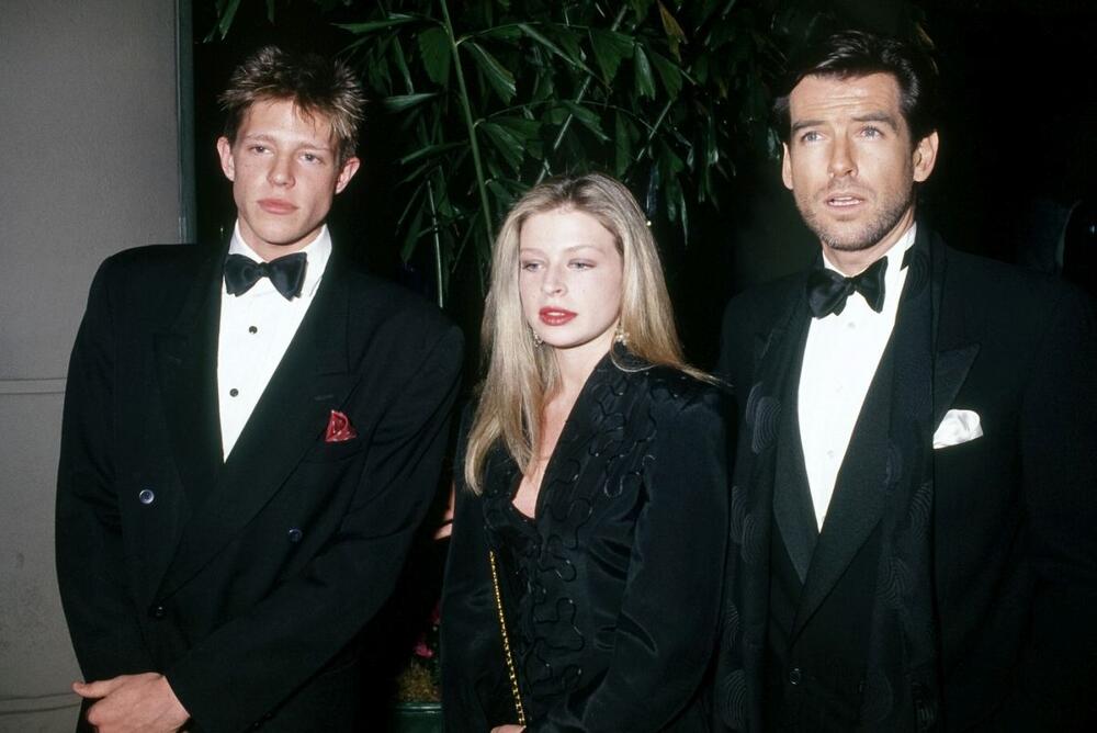 Pirs Brosnan sa sinom Kristoferom i ćerkom Šarlot 1992.