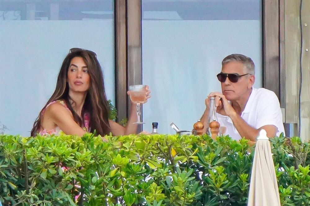 Amal i Džordž Kluni na odmoru u Francuskoj