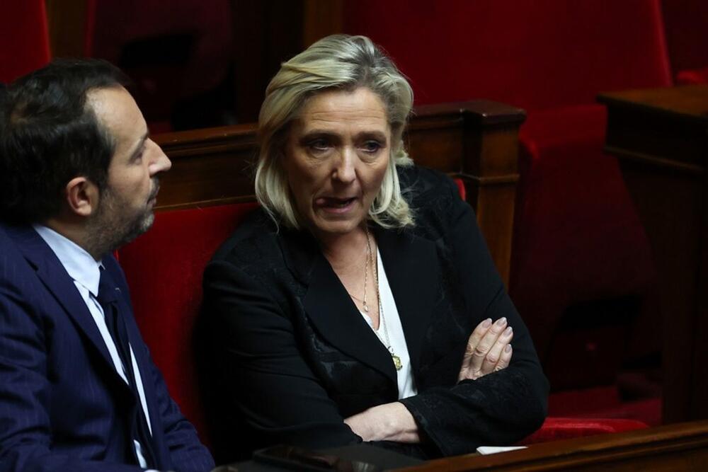 Marin le Pen u Parlamentu