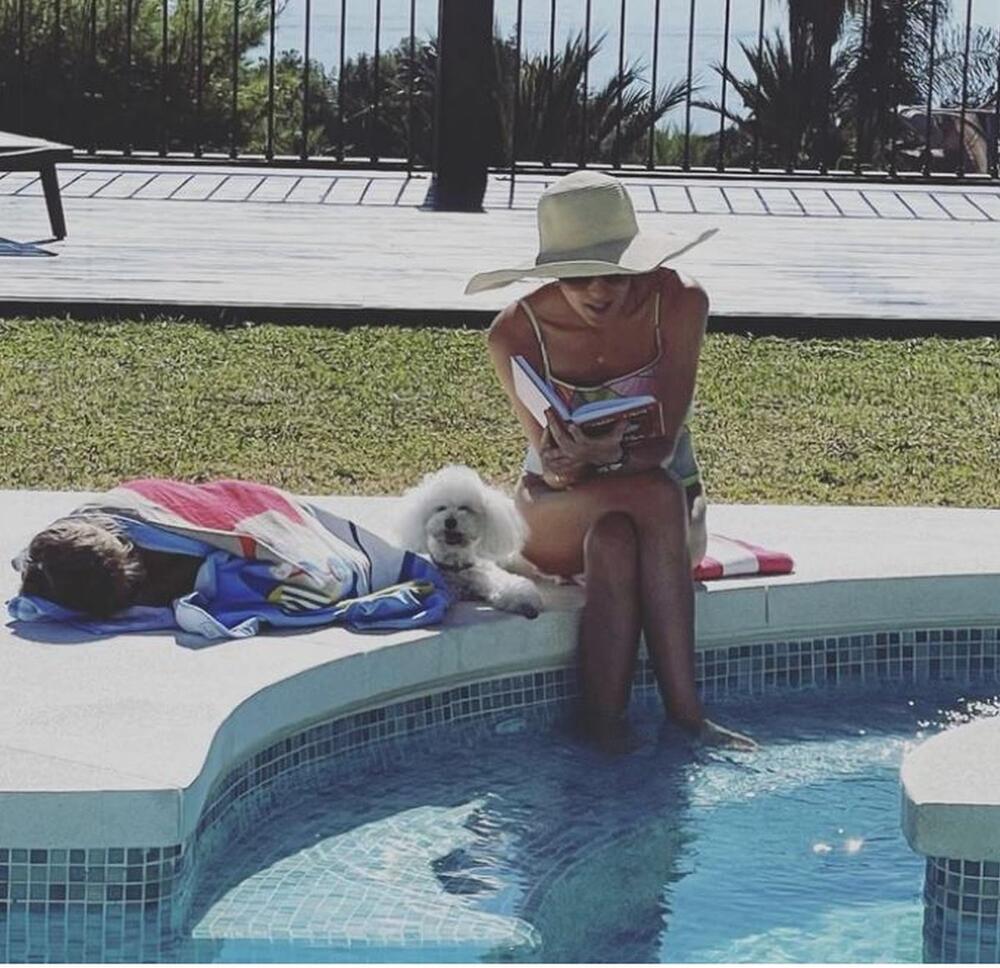 <p>Ovo je retka prilika da suprugu Novaka Đokovića vidimo razgolićenu i mnogi su oduševljeni njenim izborom</p>