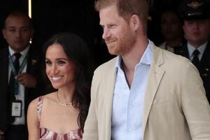 Čik pogodite o kome snimaju film! Princ Hari i Megan Markl su pronašli slamku spasa u šou-biznisu i Britanci su ljuti