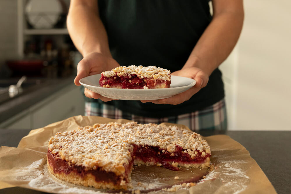 NAJLEPŠI RECEPT ZA KOLAČ SA ŠLJIVAMA