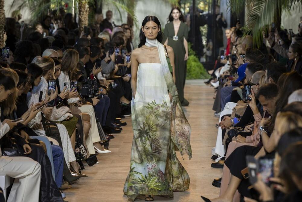 Elie Saab SS25 reday-to-wear kolekcija na Nedelji mode u Parizu