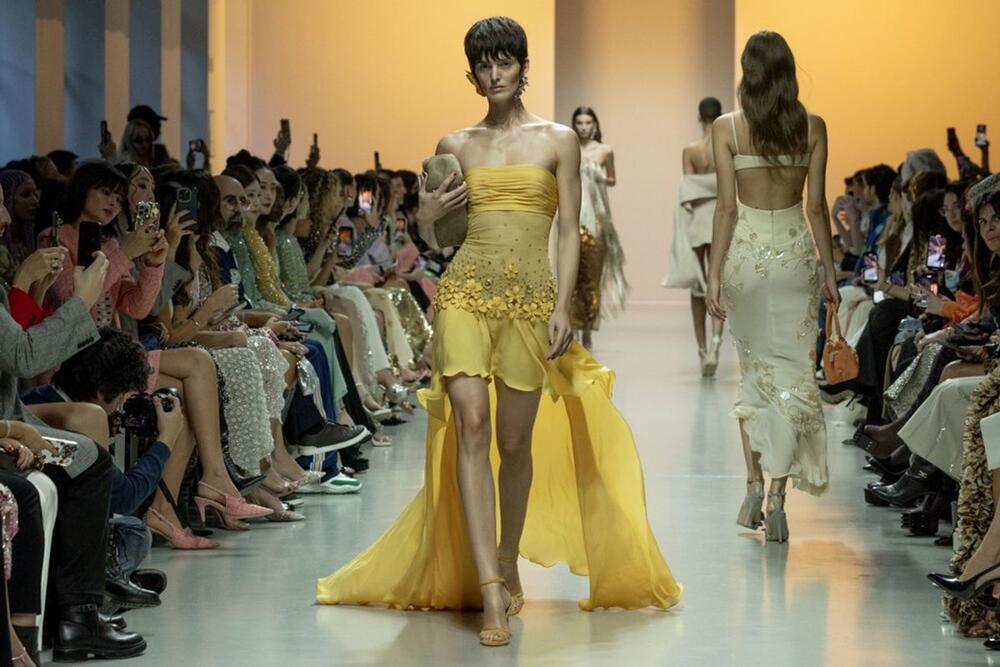 Elie Saab SS25 reday-to-wear kolekcija na Nedelji mode u Parizu