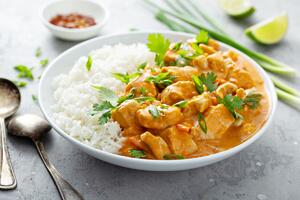 Recept za indijski "butter chicken" sa pirinčem: Pikantno, ukusno i zasitno jelo u kojem se uživa svim čulima