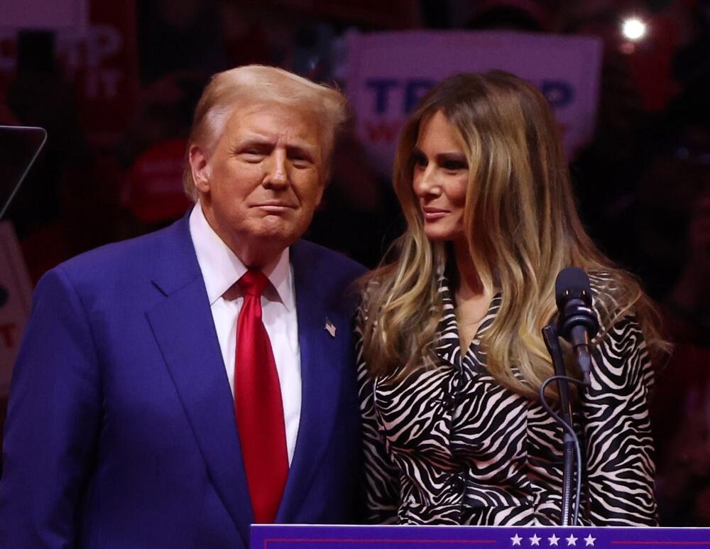 Donald i Melanija Tramp na mitingu u Medison skver gardenu u Njujorku