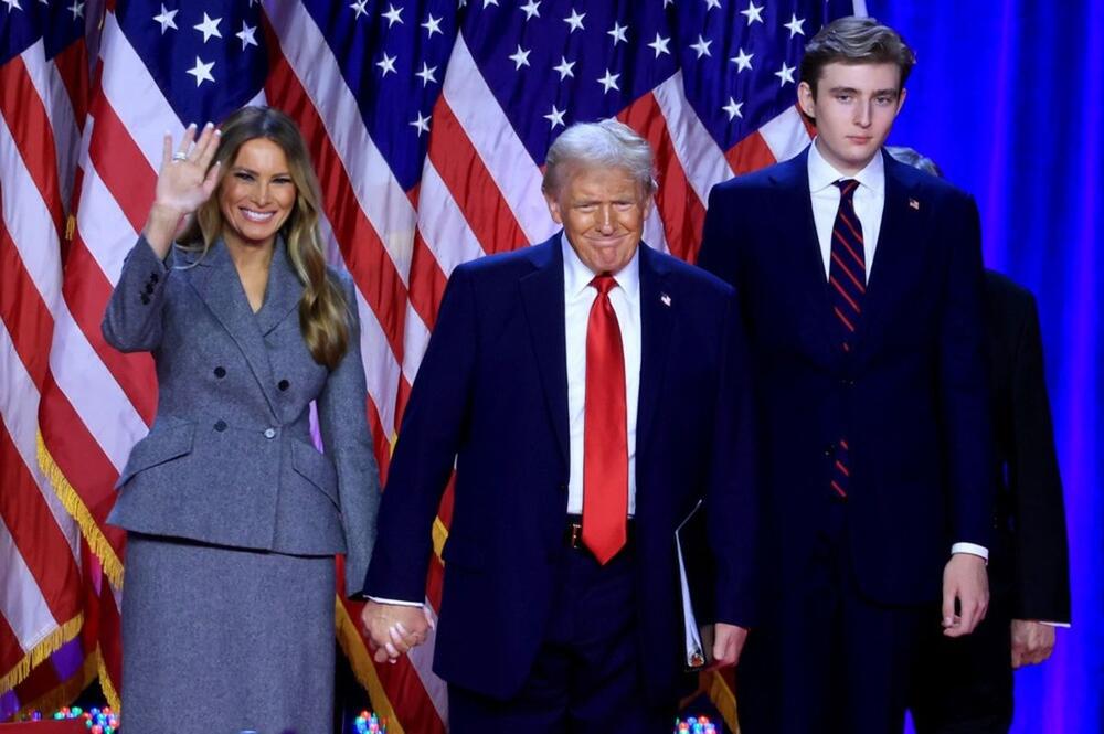 Melanija, Donald i Baron Tramp