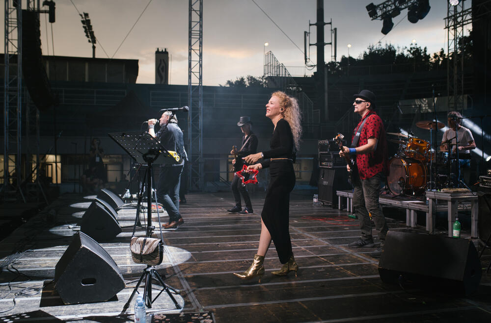 SPEKTAKULARAN KONCERT ZABRANJENOG PUŠENJA