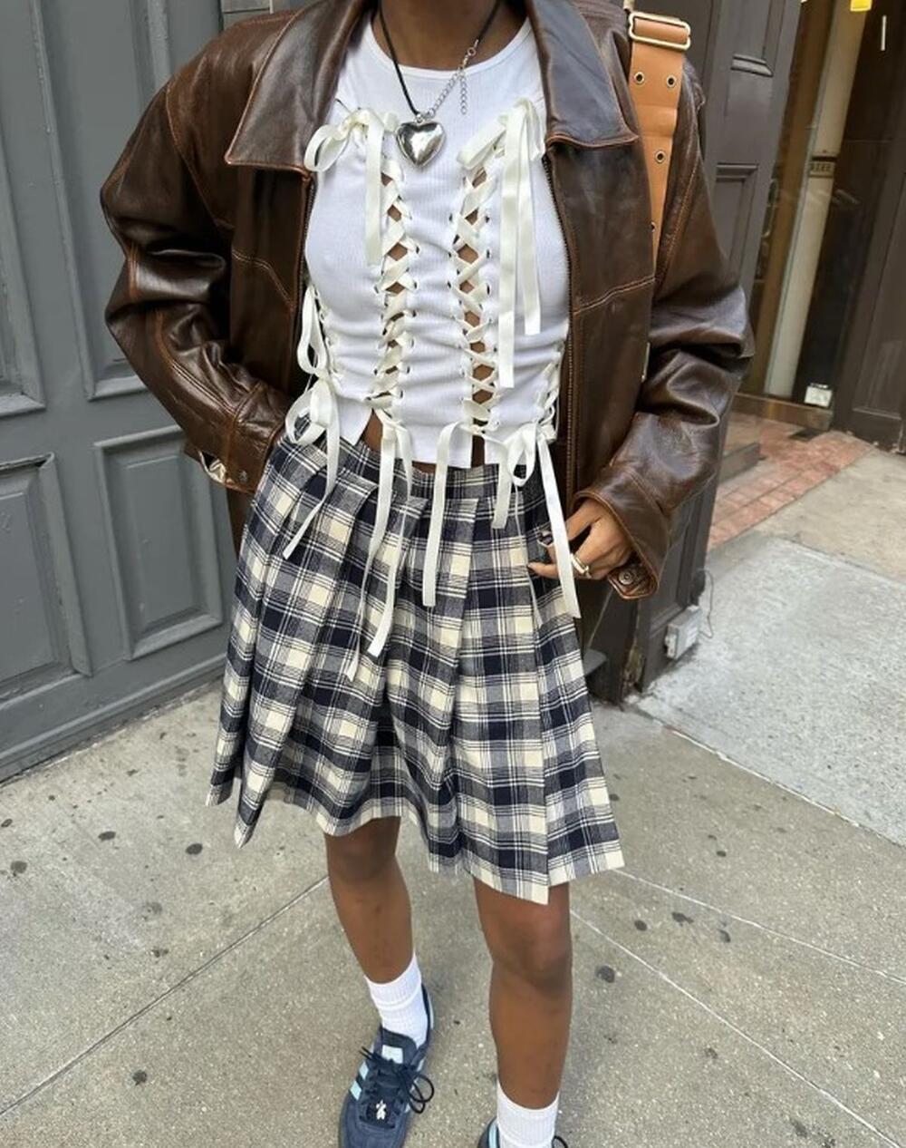 Karirana suknja je u trendu svake jeseni i zime