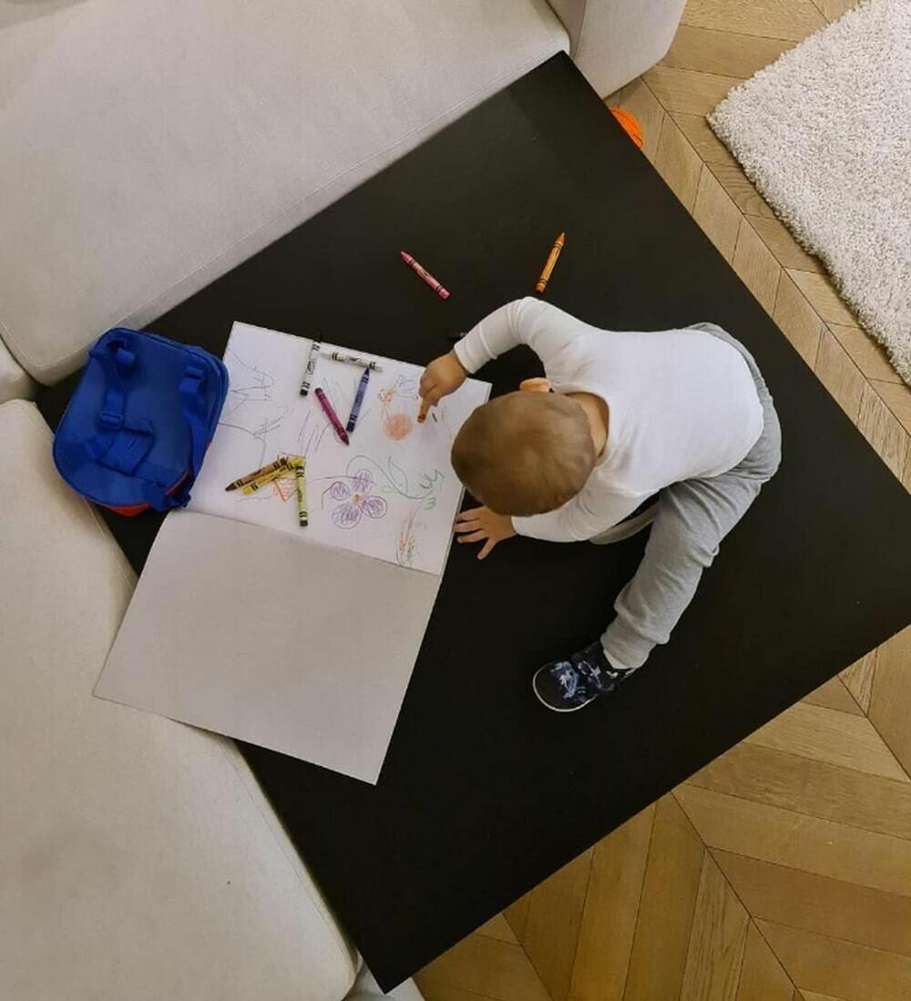 <p>Oni važe za jedan od najskladnijih parova na domaćoj javnoj sceni, a svoj topli kutak svili su daleko od očiju javnosti.</p>