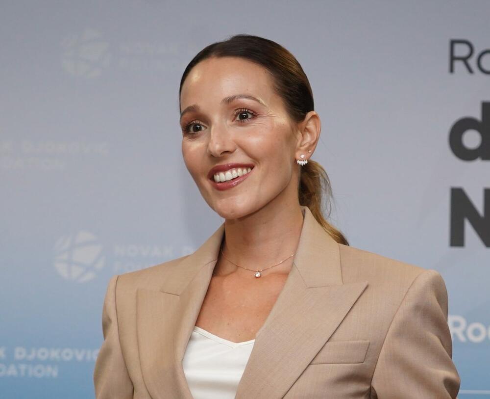 Jelena Đoković primer je besprekorno negovane žene