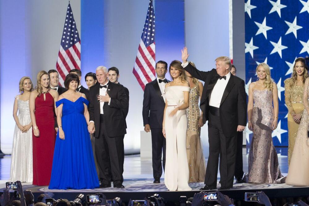 Melanija i Donald Tramp na inauguracionom balu 2017.