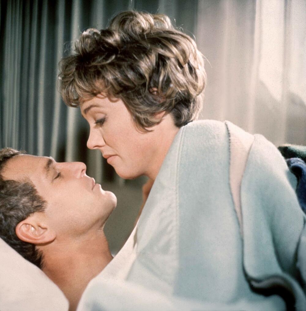 POL NJUMEN JE VEO ŽIVOT VOLEO JEDNU ŽENU I UMRO JE U NJENOM NARUČJU 